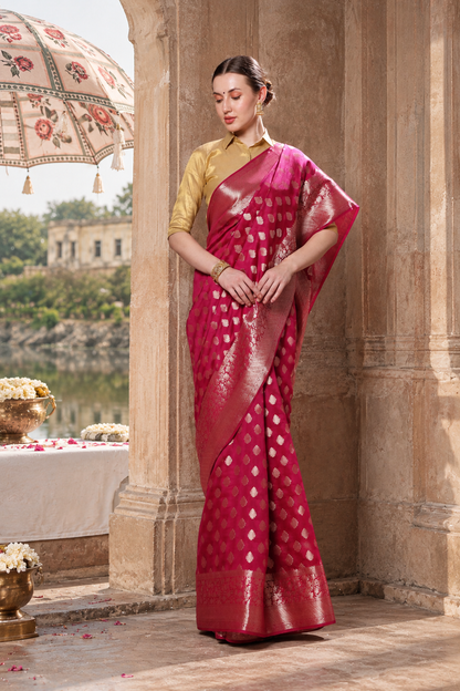 Elegant Rani Pure Silk Elegance with Woven Muted Gold Motifs